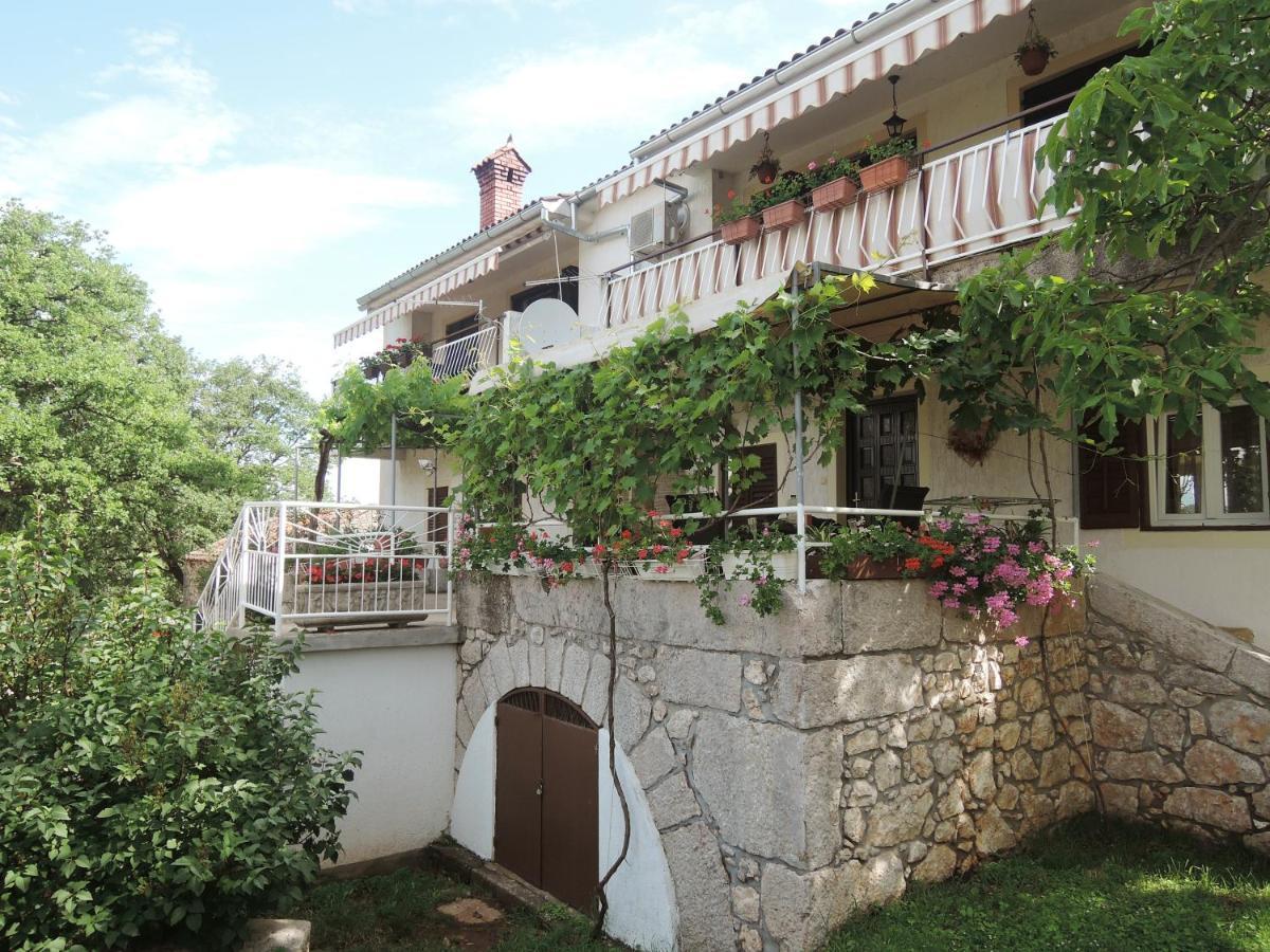 Apartments Sabina I Grapes مالينسكا المظهر الخارجي الصورة